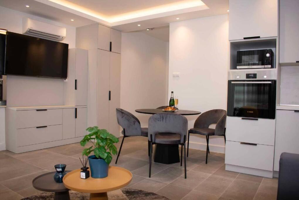 Luxury Cozy 2 Bdr Downtown Apt.3 Budapest Eksteriør bilde